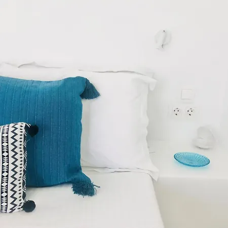 Naoussa Seafront Little Mermaid Apartamento *
