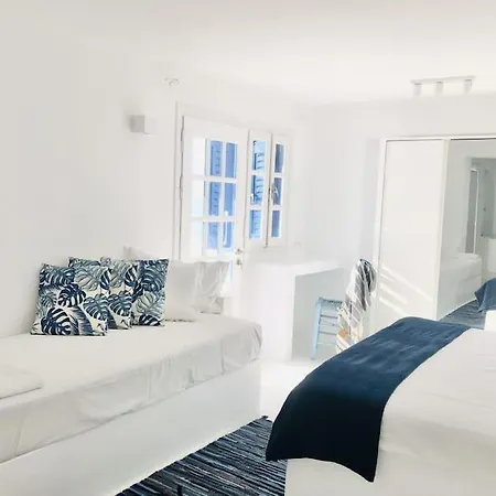 Naoussa Seafront Little Mermaid Apartamento *